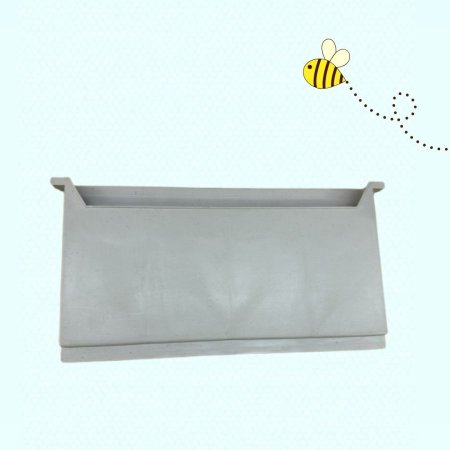 غذايه جنب بلاستيك نحل